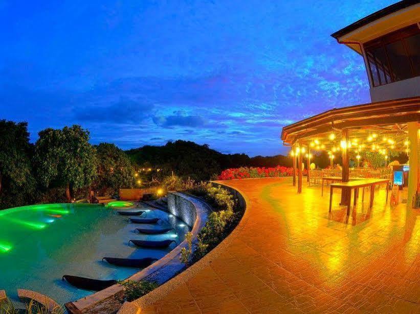 Tugawe Cove Resort Colongcocon Ngoại thất bức ảnh
