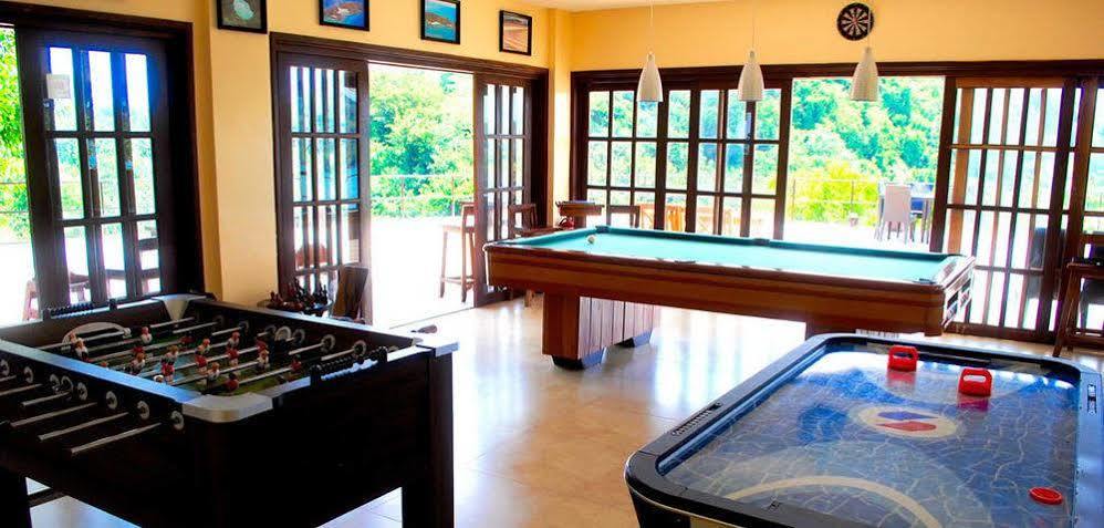 Tugawe Cove Resort Colongcocon Ngoại thất bức ảnh