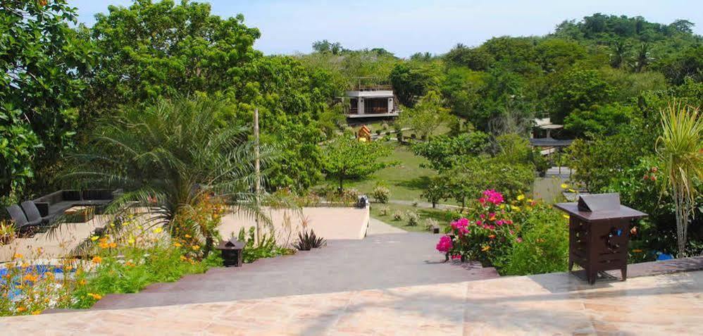 Tugawe Cove Resort Colongcocon Ngoại thất bức ảnh
